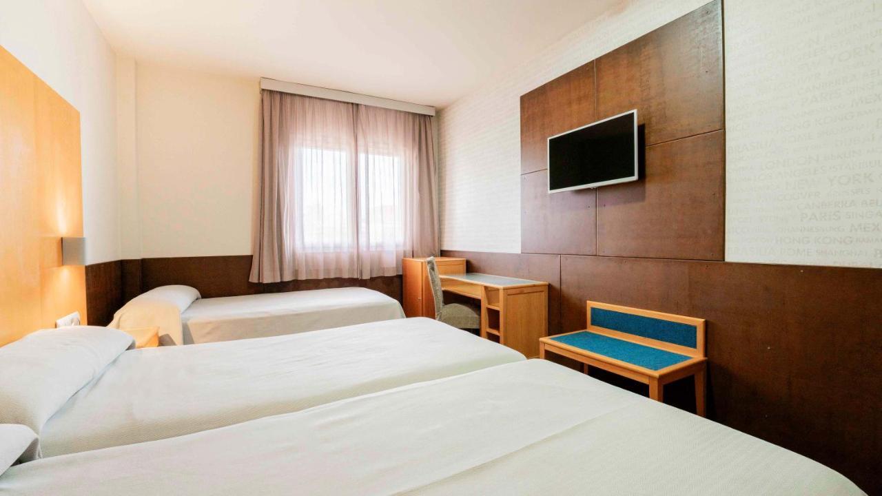 Checkin Camino De Granada Otel Dış mekan fotoğraf